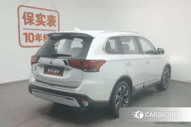Mitsubishi  Outlander id 4210409 из Китая 23