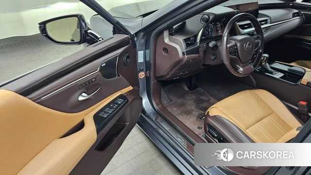 Lexus ES300h 7th generation id 4609260 из Кореи 32