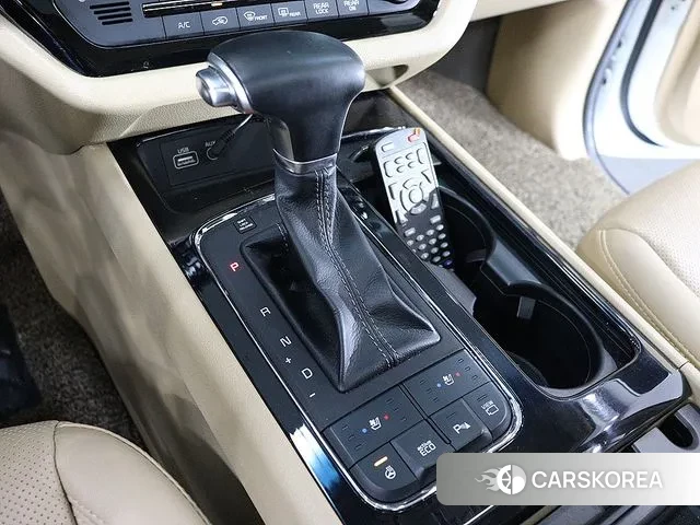 Kia All New Carnival id 3602401 из Кореи 19