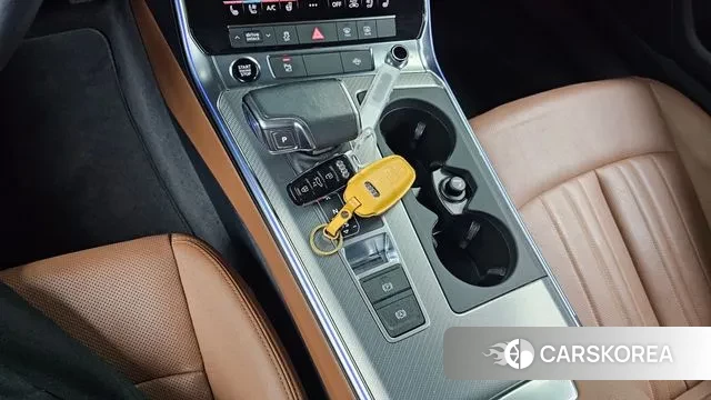 Audi A6 (C8) id 2994599 из Кореи 19