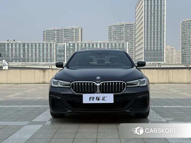 BMW 5 series PHEV id 4260331 из Китая 9