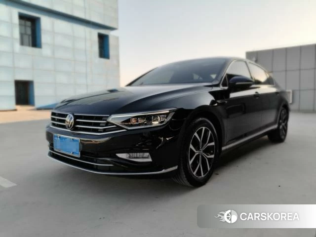 Volkswagen Magotan id 4300000 из Китая 10