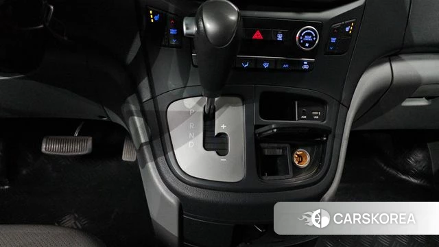 Hyundai The New Grand Starex id 3861777 из Кореи 19