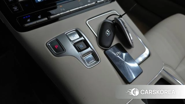 Hyundai The New Grandeur IG Hybrid id 4350318 из Кореи 36
