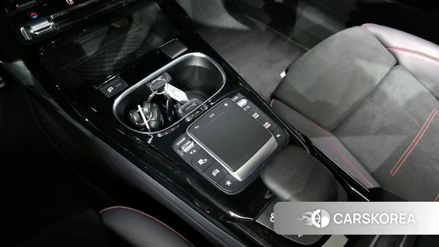 Mercedes-Benz A-Class W177 id 4362335 из Кореи 28