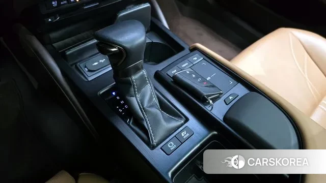 Lexus ES300h 7th generation id 3270084 из Кореи 19