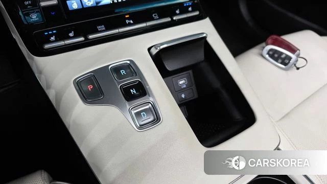 Hyundai The New Grandeur IG Hybrid id 4753902 из Кореи 33