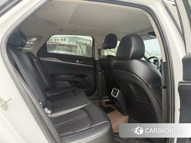 Kia K5 id 4341927 из Китая 11