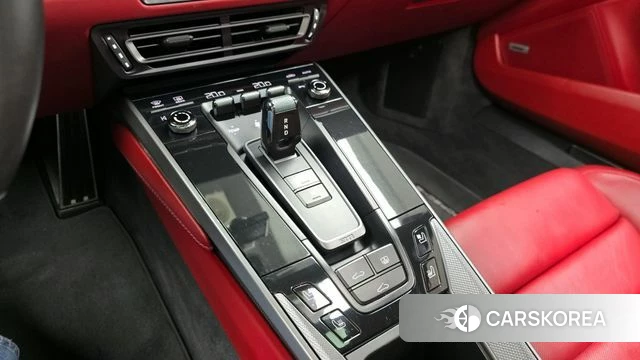 Porsche 911(992) id 3873023 из Кореи 19