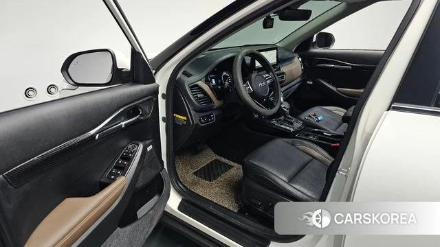 Kia Seltos id 4568333 из Кореи 36