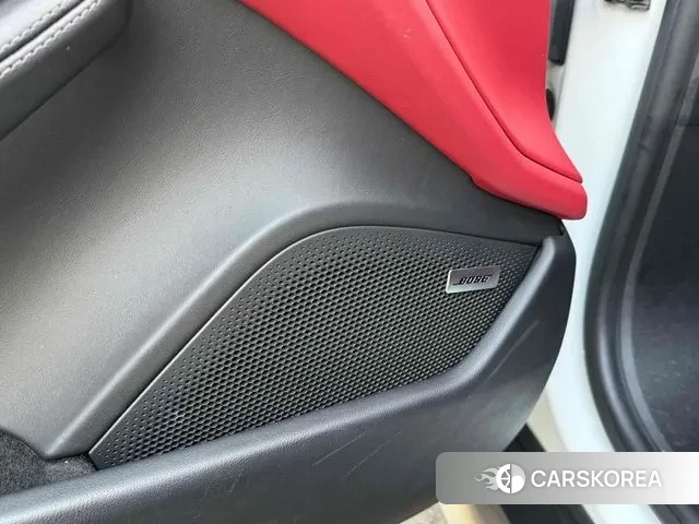 Porsche Taycan id 3596311 из Кореи 19