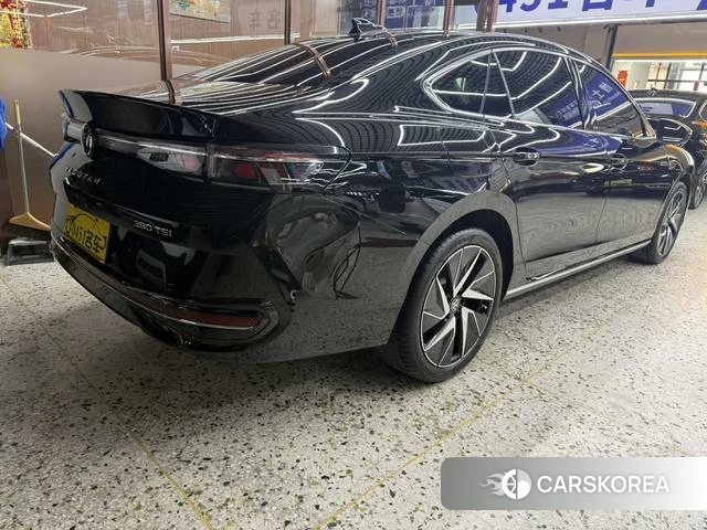 Volkswagen Magotan id 3913899 из Китая 9