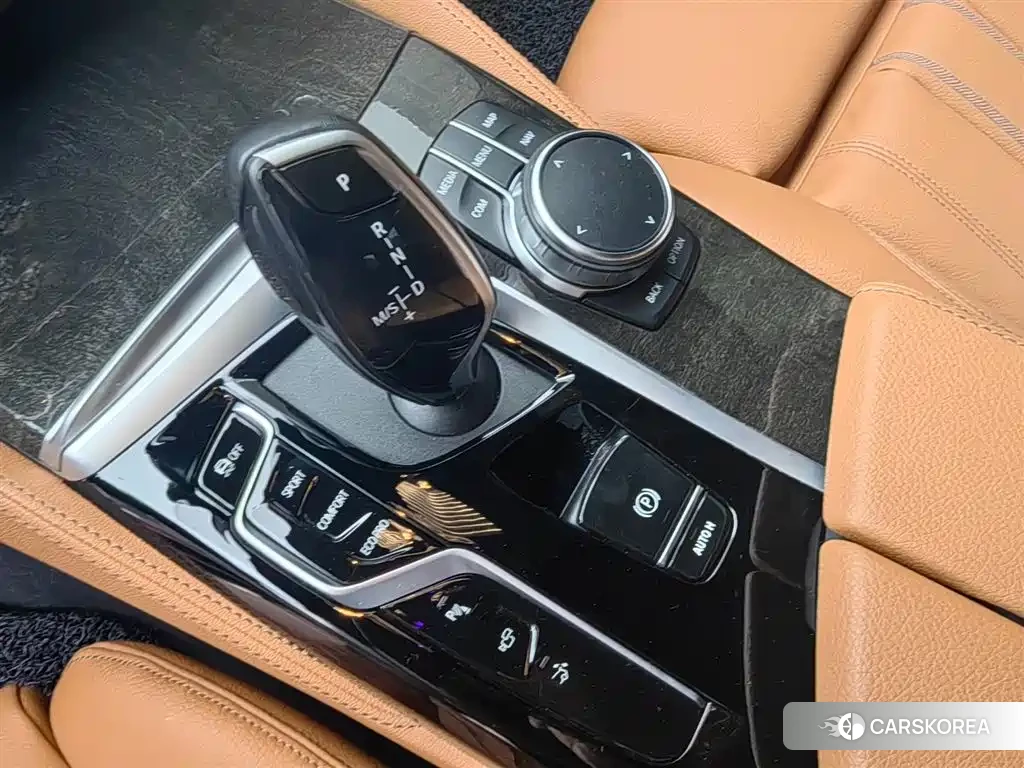 BMW 6 series GT id 4589242 из Китая 17