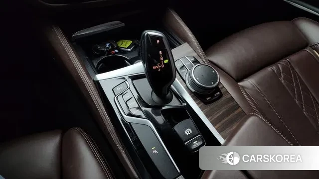 BMW 5 Series (G30) id 3489092 из Кореи 19