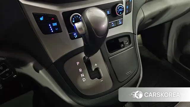 Hyundai The New Grand Starex id 3034254 из Кореи 19