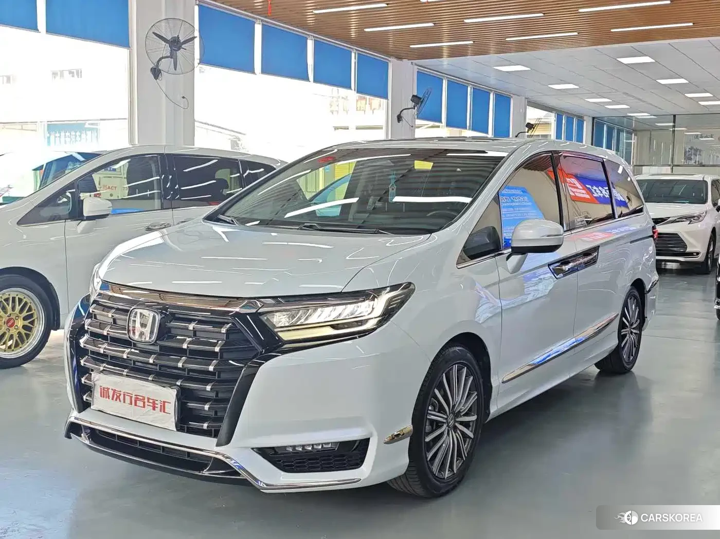 Honda Elysion id 4681188 из Китая 23