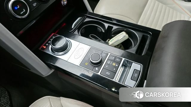 Land Rover Discovery 5 id 4384839 из Кореи 29