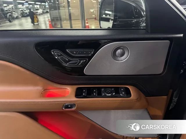 Lincoln Aviator 2nd generation id 3577383 из Кореи 13