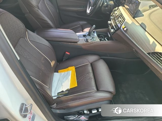 BMW 5 Series (G30) id 3879951 из Кореи 16