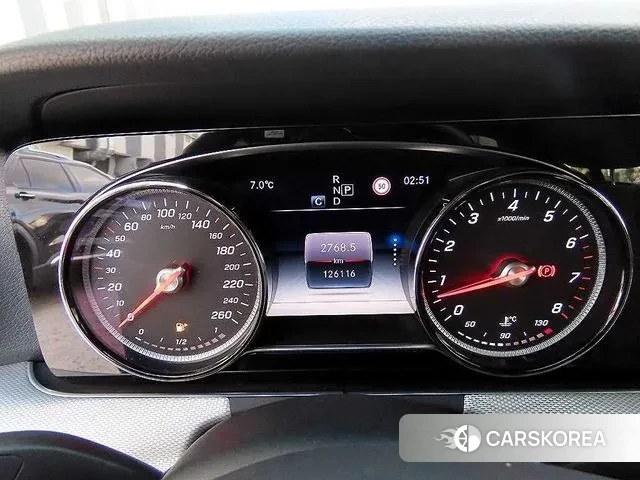 Mercedes-Benz E-Class W213 id 3695019 из Кореи 19