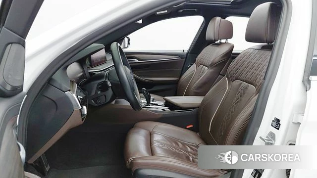 BMW 5 Series (G30) id 4769958 из Кореи 19