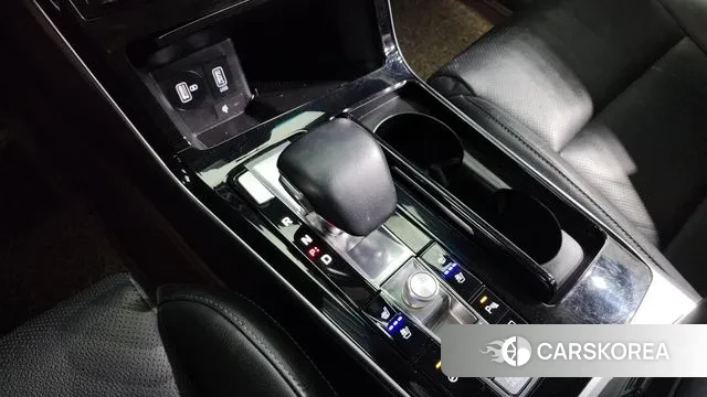 Kia K7 Premier Hybrid id 3336156 из Кореи 19