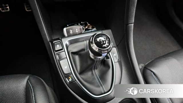 Hyundai Veloster (JS) id 4408917 из Кореи 29
