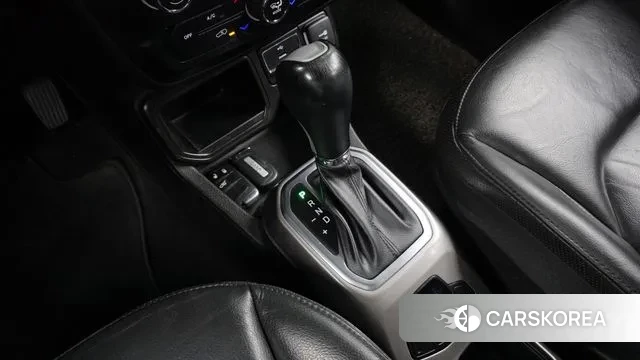 Jeep Renegade id 3406421 из Кореи 19