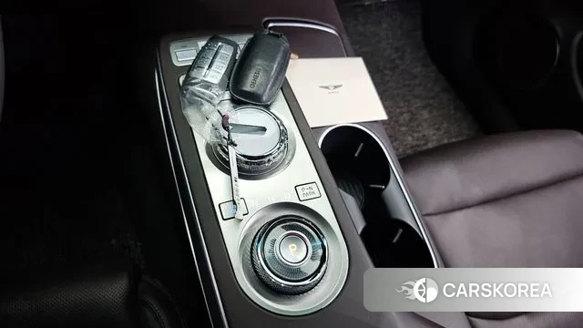 Genesis GV70 id 3427506 из Кореи 19