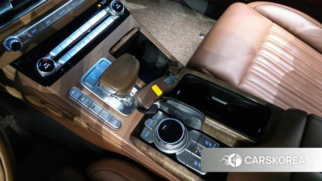 Genesis G90 id 4424602 из Кореи 33