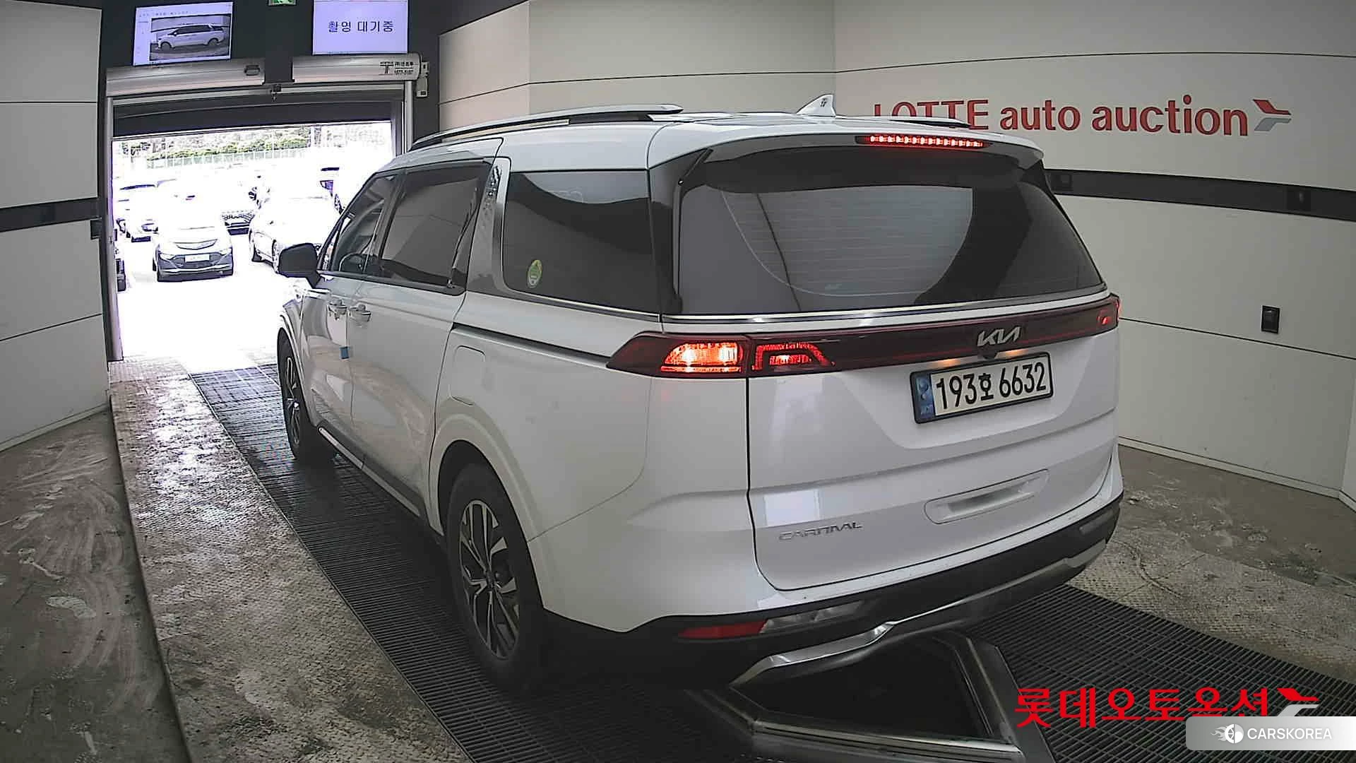 Kia Carnival id 3875767 из Кореи 37