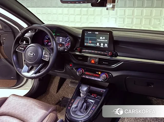 Kia Come New K3 id 3643788 из Кореи 19