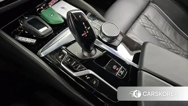 BMW 5 Series (G30) id 3577782 из Кореи 19