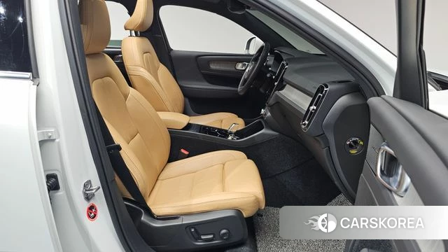 Volvo XC40 id 3819948 из Кореи 19