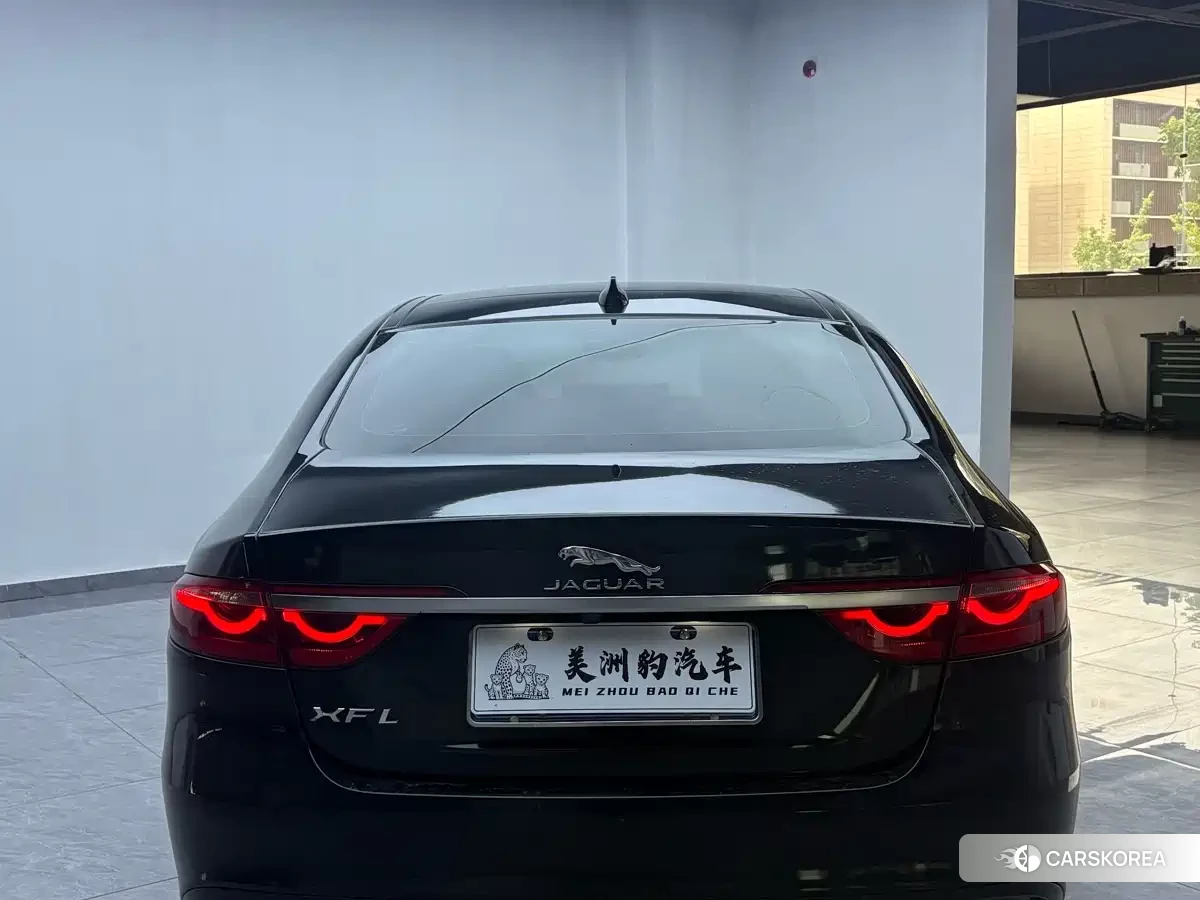 Jaguar XFL id 4554153 из Китая 9