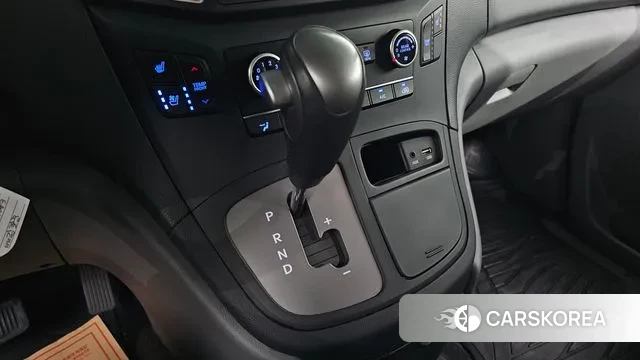 Hyundai The New Grand Starex id 3055253 из Кореи 19