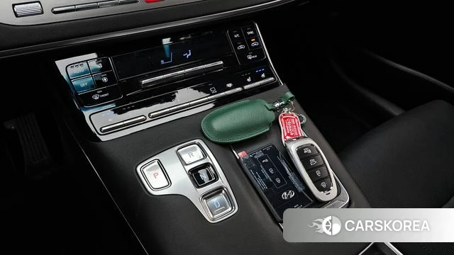 Hyundai The New Grandeur IG id 4356429 из Кореи 32