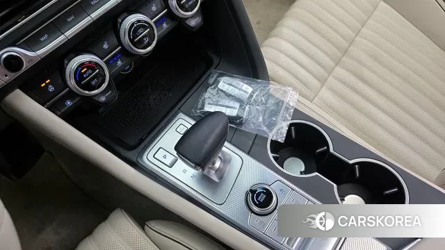 Genesis The New G70 id 3012018 из Кореи 19