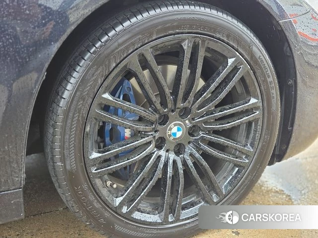 BMW 5 Series (G30) id 4264304 из Кореи 9