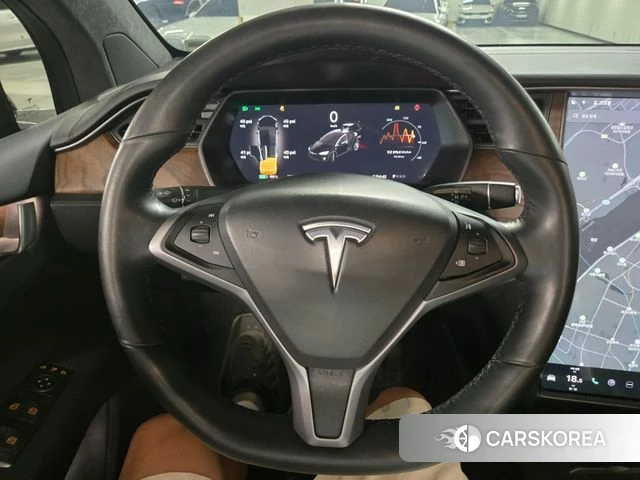 Tesla Model X id 4496481 из Кореи 19
