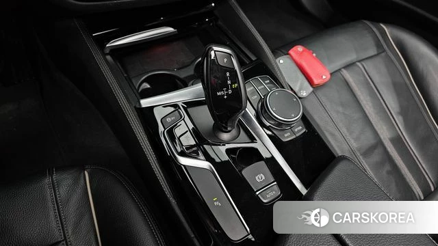 BMW 5 Series (G30) id 3894150 из Кореи 19