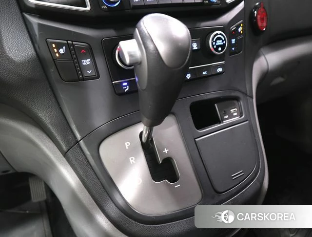 Hyundai The New Grand Starex id 4638298 из Кореи 18