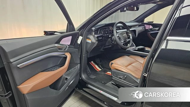 Audi e-Tron id 4646540 из Кореи 31