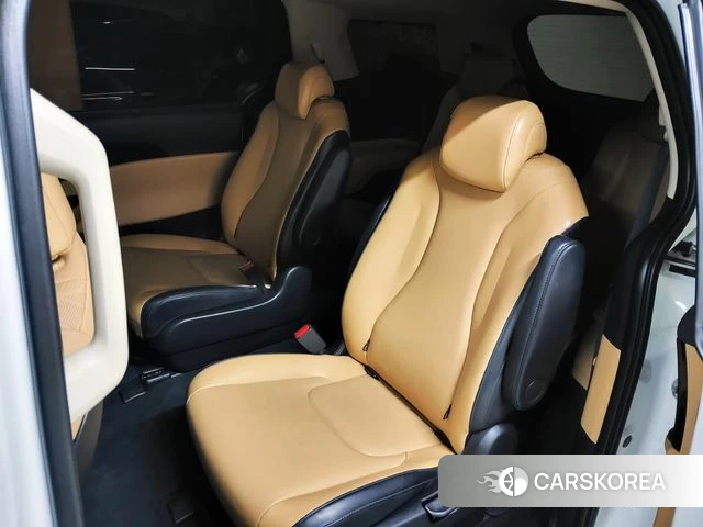 Kia Carnival 4th generation id 4513085 из Кореи 19