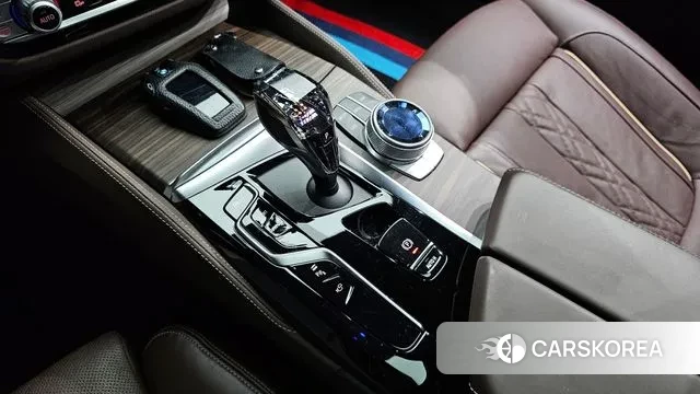 BMW 5 Series (G30) id 2965381 из Кореи 19