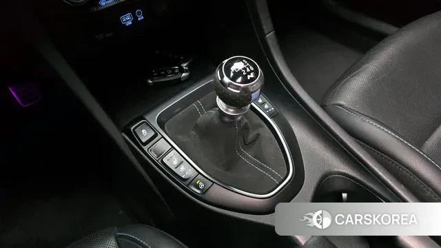 Hyundai Veloster (JS) id 3677214 из Кореи 19