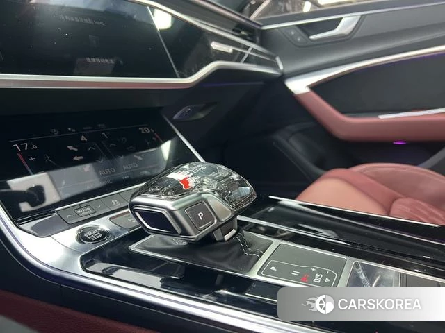 Audi A7L id 4278724 из Китая 18