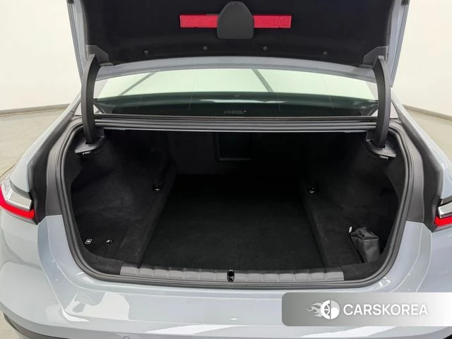 BMW 7 Series (G70) id 3921733 из Кореи 19