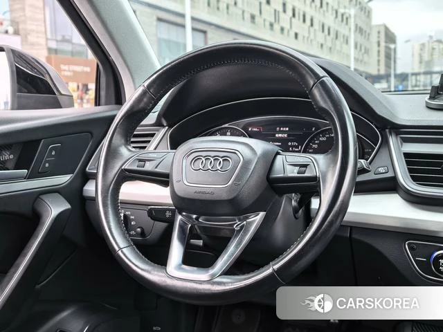Audi Q5L id 4261410 из Китая 17