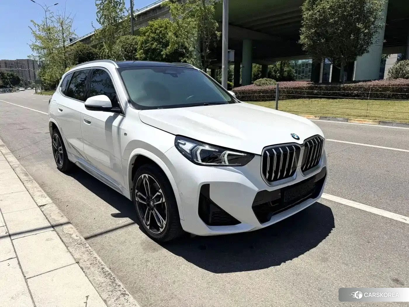 BMW X1 id 4628039 из Китая 9